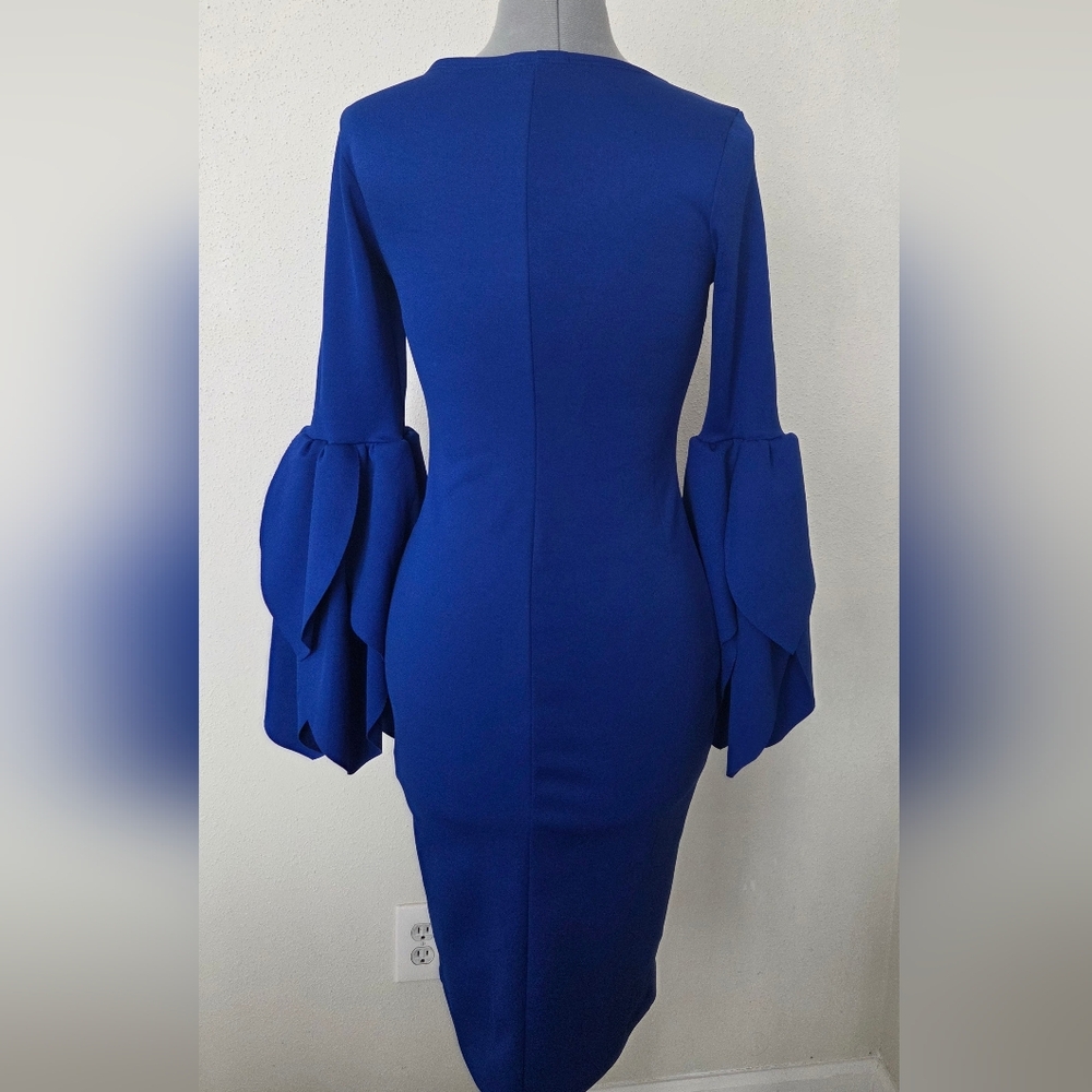 Glamour By Frida Elegant Blue Bell Sleeve Dress - Picture 2 of 5